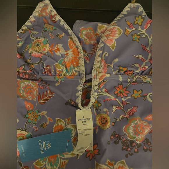 One piece lavender swimsuit with crochet details - Picture 4 of 4